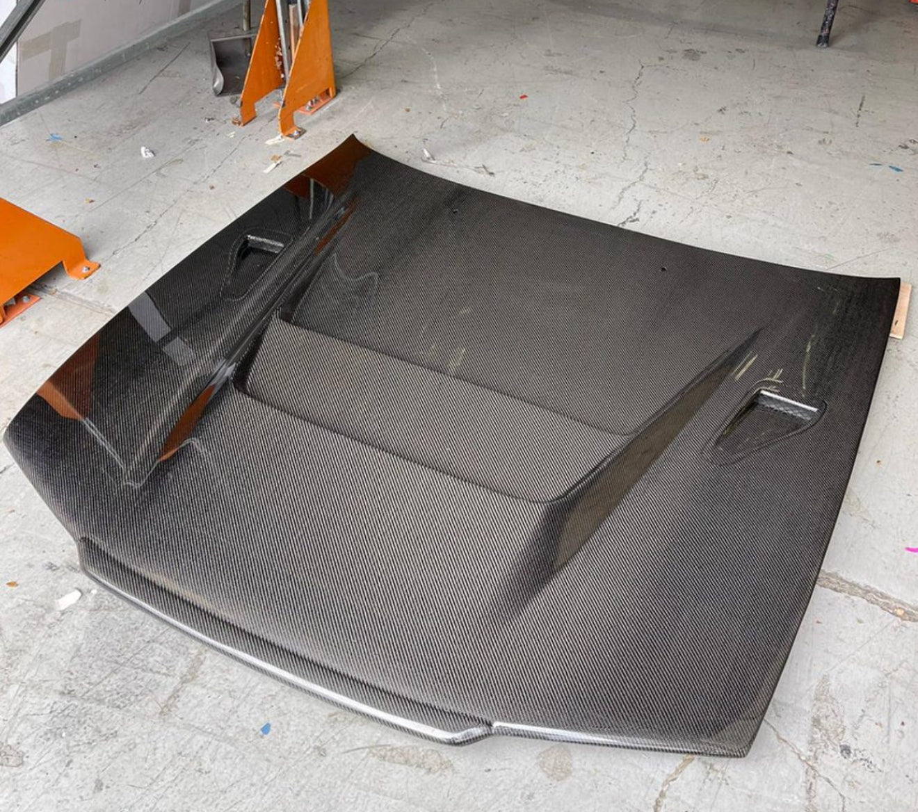 NISSAN SKYLINE R32 R1 STYLE CARBON BONNET