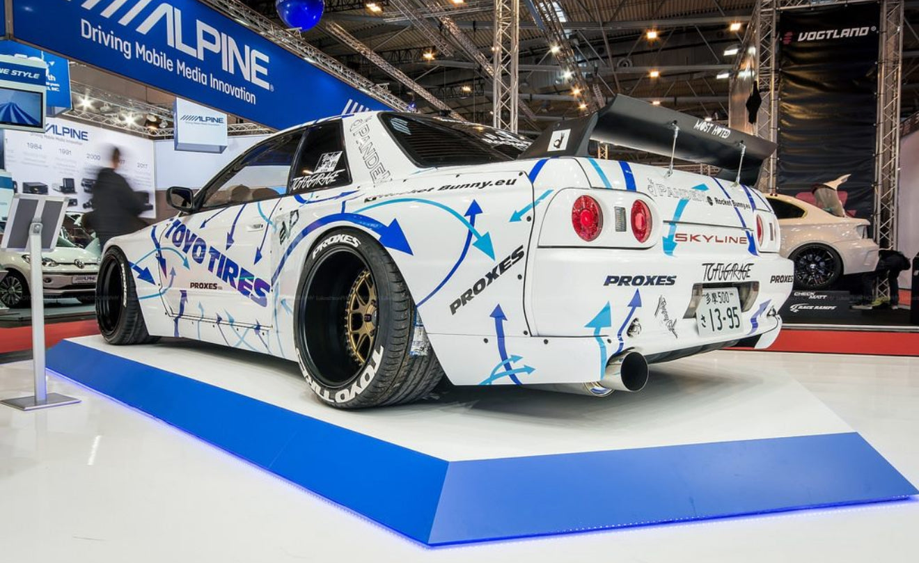 NISSAN R32 GTR LUXURY SPORTS ROCKET BUNNY STYLE WIDE BODY KIT